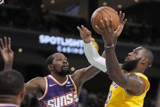Duranto šou neužteko – lemiamu metu sustoję "Suns" krito prieš "Lakers"